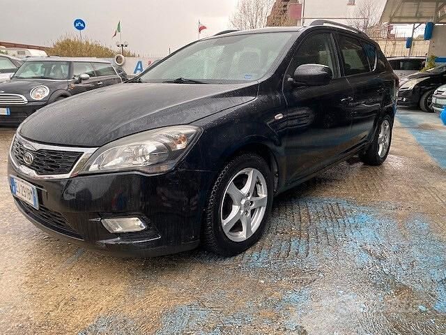 Usata Kia Ceed GT EX 115 CV (84 kW) 2011 Nero Station wagon