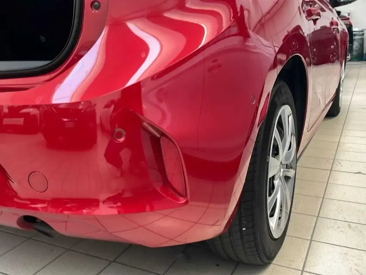 Usata Opel Corsa 75 CV (55 kW) 2024 Rosso Utilitaria