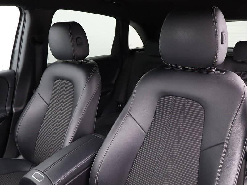 Usata Mercedes B180 116 CV (85 kW) 2019 Grigio Utilitaria