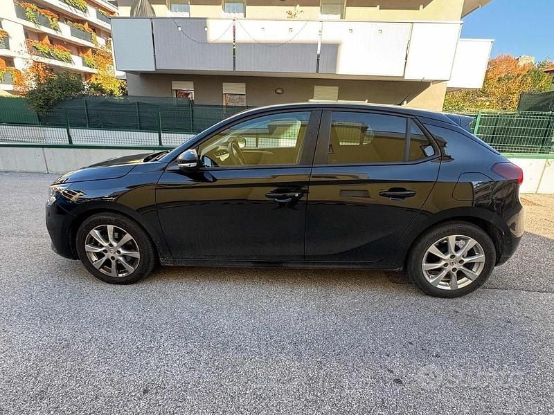 Usata Opel Corsa Elegance 75 CV (55 kW) 2021 Nero Berlina