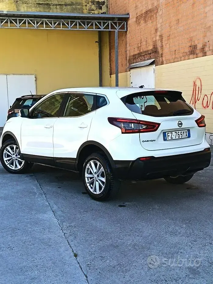 Usado Nissan Qashqai 116 HP (85 kW) 2020 Branco SUV