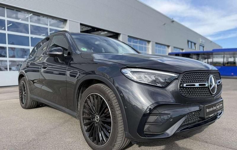Usata Mercedes GLC220 Night 197 CV (144 kW) 2026 Graphitgrau SUV