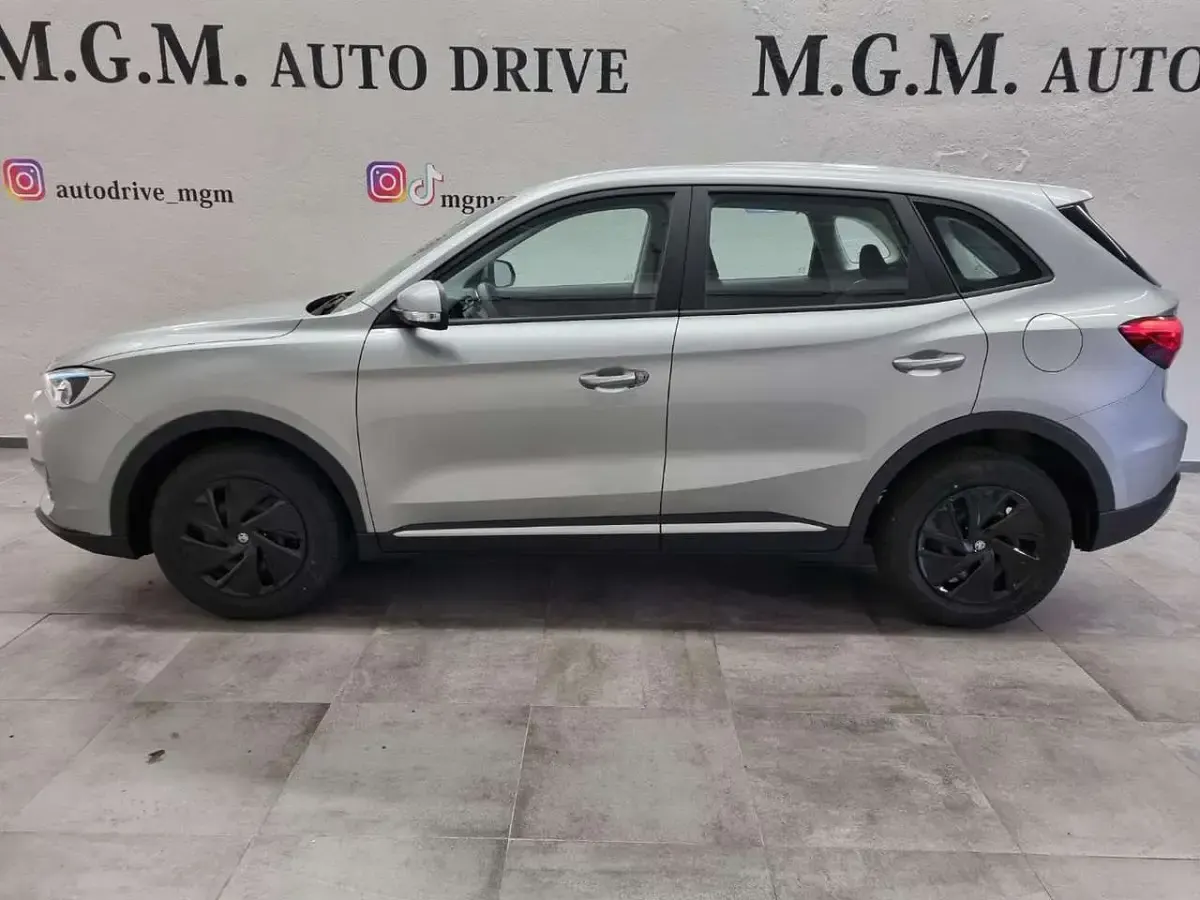Nuova MG ZS 116 CV (85 kW) 2026 Argento SUV