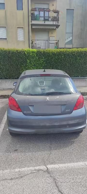 Usata Peugeot 207 70 CV (51 kW) 2007 Grigio Berlina
