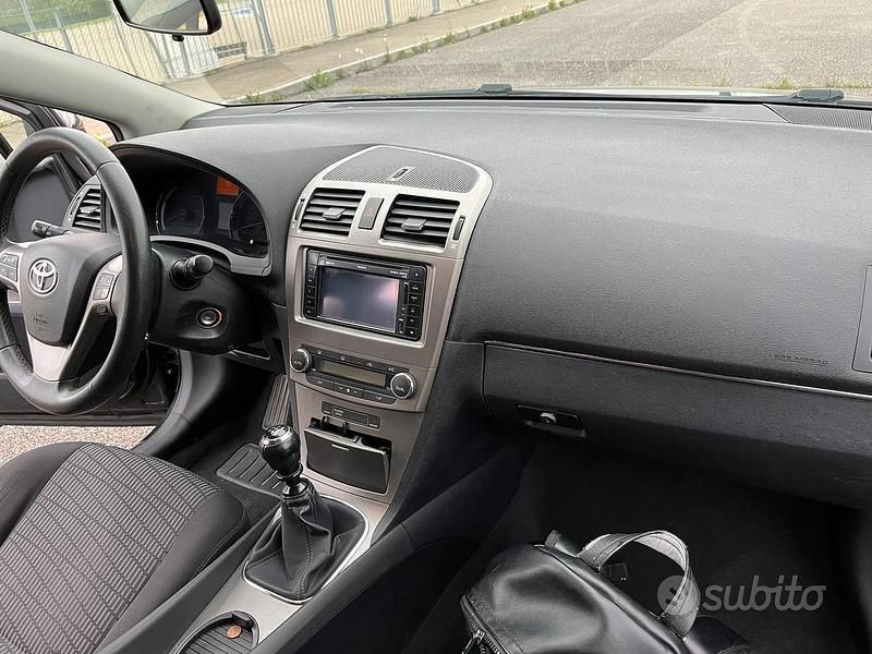 Usata Toyota Avensis 2010 Station wagon