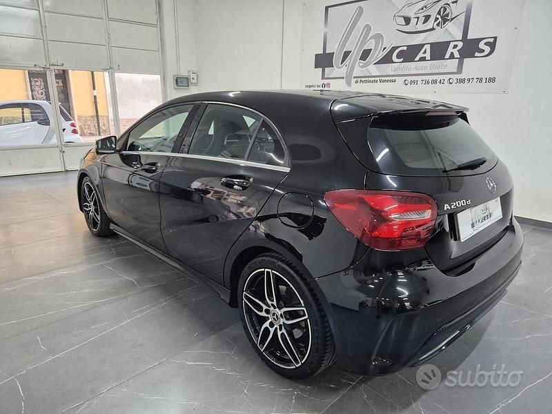 Usata Mercedes A200 Premium 135 CV (99 kW) 2018 Nero Berlina
