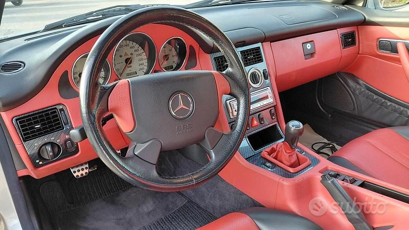 Usata Mercedes SLK230 193 CV (141 kW) 1999 Grigio Cabrio