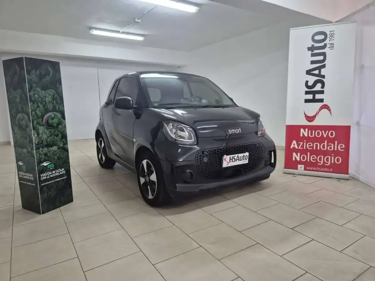 Usata Smart ForTwo Electric Drive Passion 41 kW (56 CV) 2022 Non presente vedi scheda veico Berlina