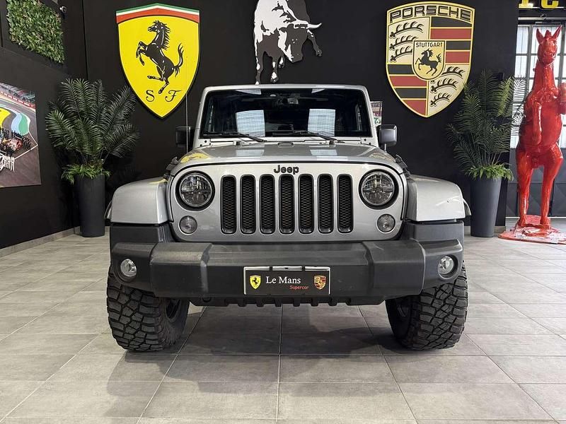 Usata Jeep Wrangler 200 CV (147 kW) 2017 Billet silver metallic SUV