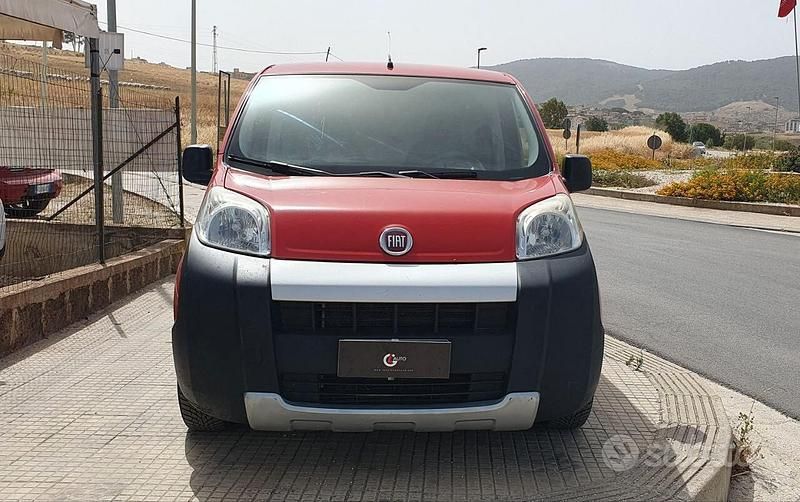 Usata Fiat Fiorino 95 CV (69 kW) 2015 Rosso Monovolume