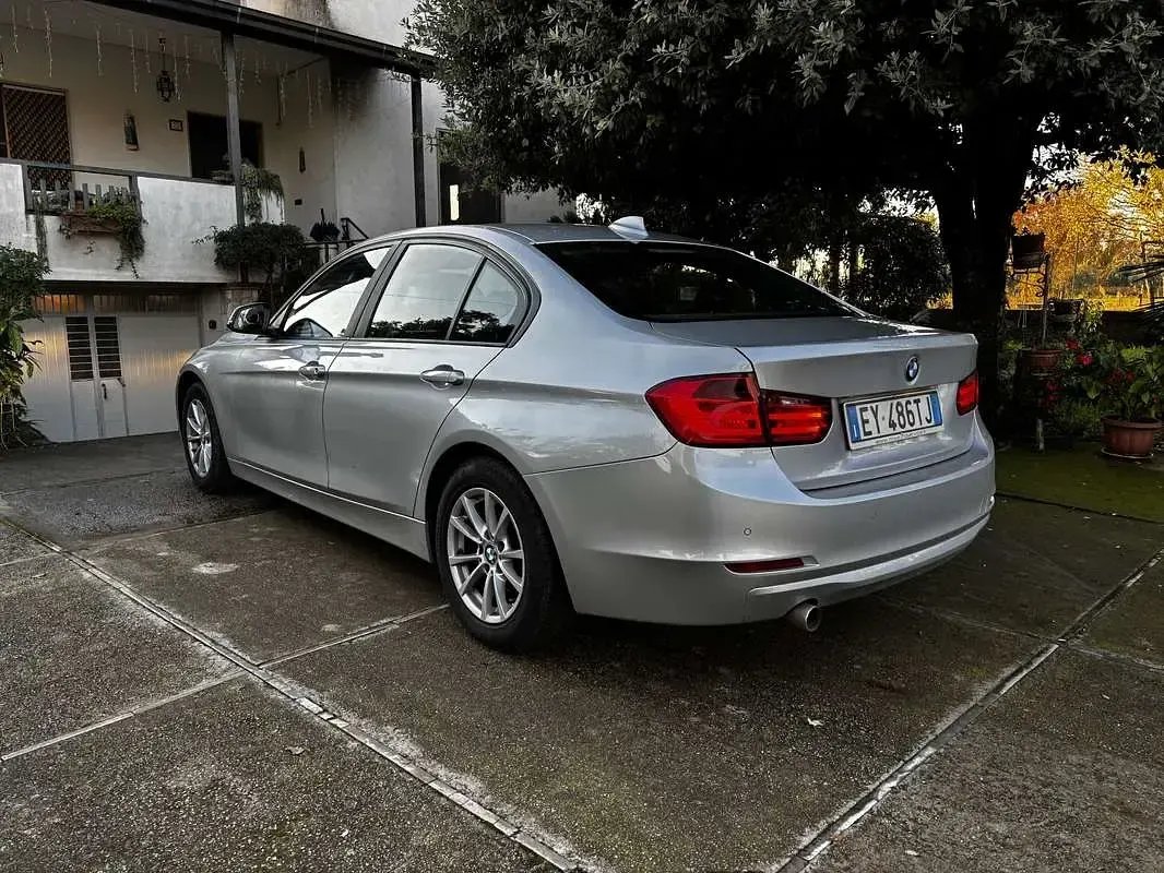 Usata BMW 316 Comfort Edition 116 CV (85 kW) 2015 Argento Berlina
