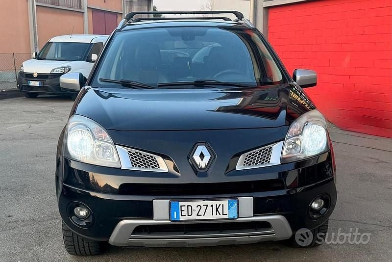 Usata Renault Koleos Luxe 150 CV (110 kW) 2011 Nero SUV