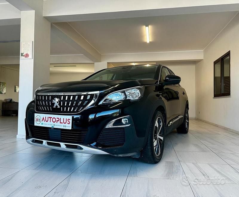 Usata Peugeot 3008 Allure 130 CV (95 kW) 2019 Nero SUV