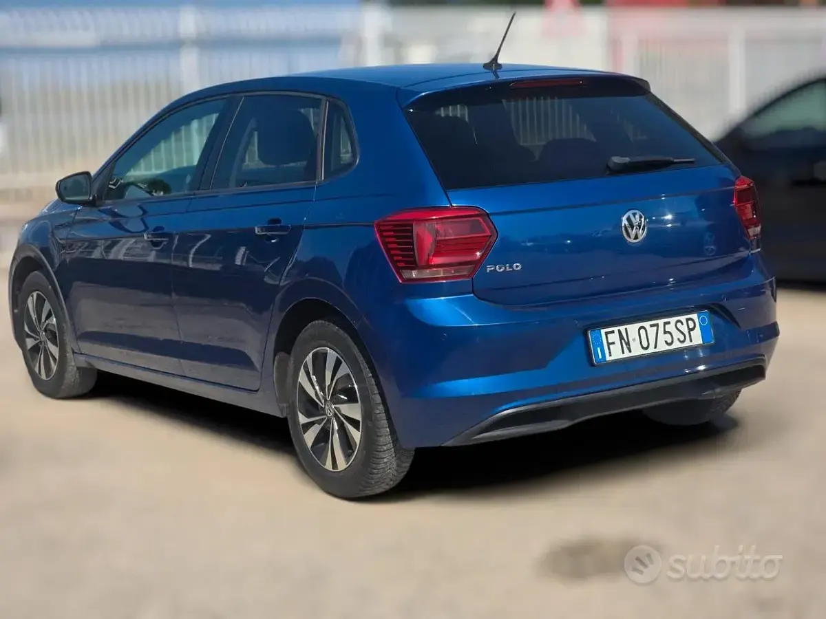 Usata VW Polo Comfortline 95 CV (69 kW) 2018 Bluazzurro Utilitaria