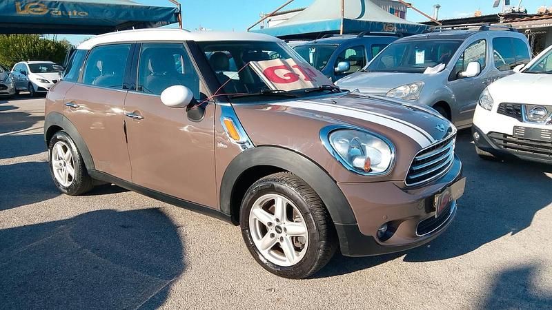 Usata Mini Cooper Countryman 122 CV (89 kW) 2014 Marrone SUV
