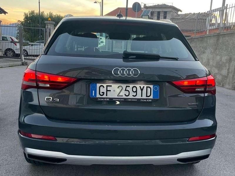 Usata Audi Q3 Advanced 150 CV (110 kW) 2021 Grigio nano SUV