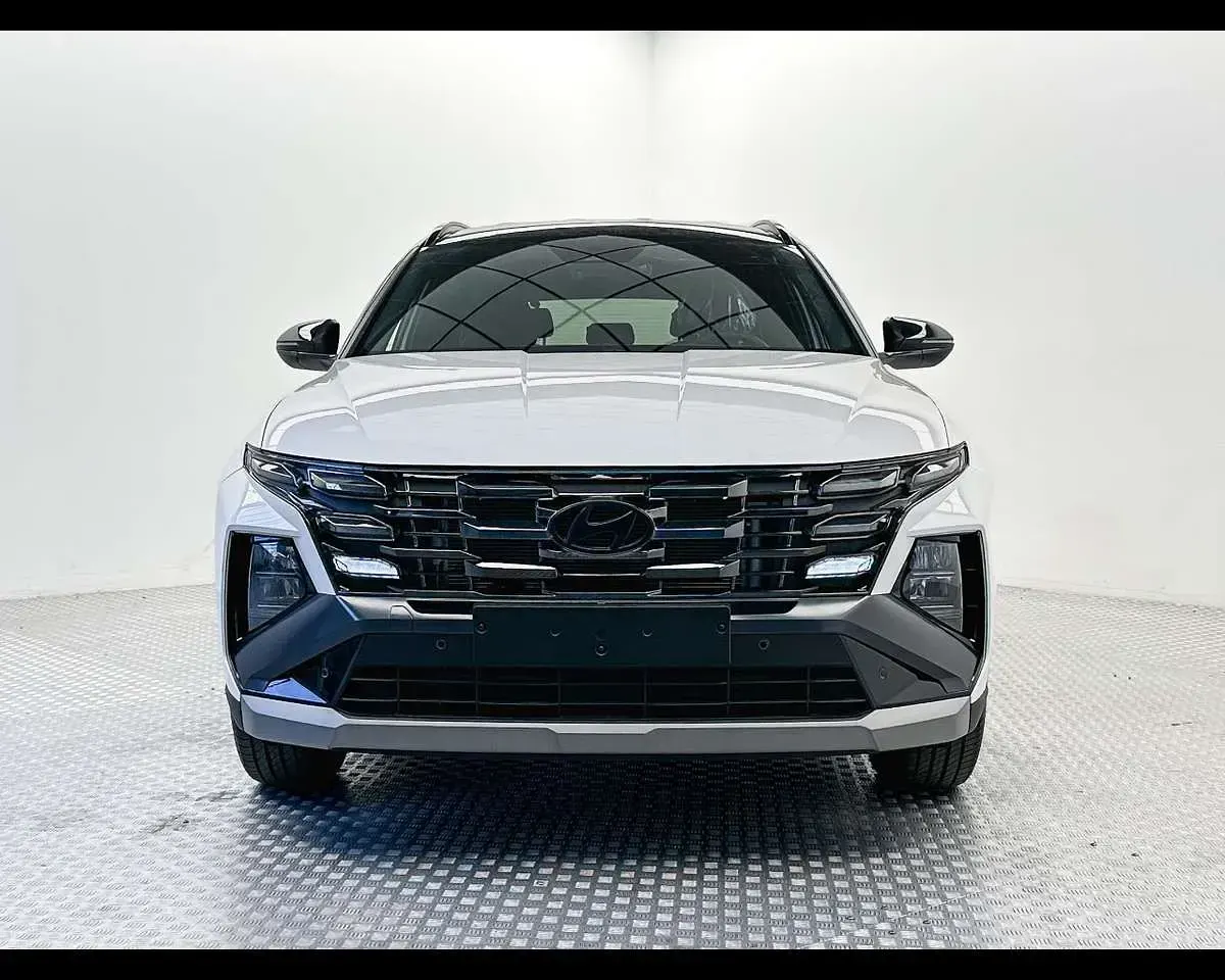 Nuova Hyundai Tucson 150 CV (110 kW) 2026 Serenity white pearl SUV