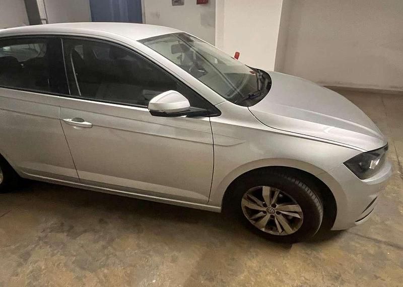 Usata VW Polo Comfortline 65 CV (47 kW) 2018 Grigio Berlina