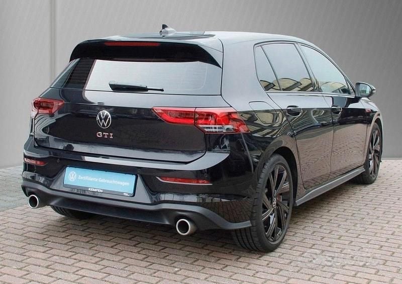 Usata VW Golf VIII GTI 245 CV (180 kW) 2024 Nero Berlina
