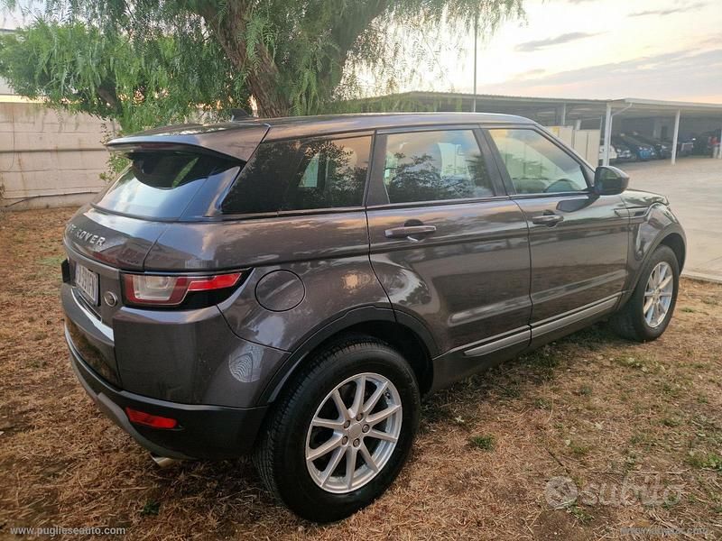 Usata Land Rover Range Rover evoque 150 CV (110 kW) 2016 Grigio SUV