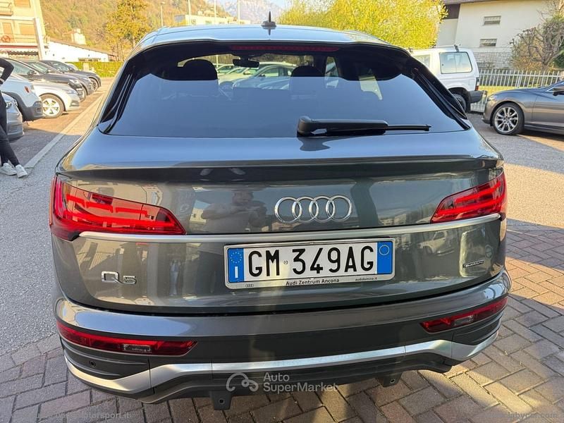 Usata Audi Q5 Sport 204 CV (150 kW) 2022 Grigio SUV