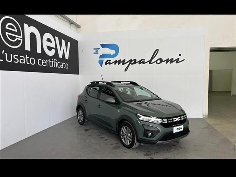 Usata Dacia Sandero Comfort 101 CV (74 kW) 2023 Verde scuro