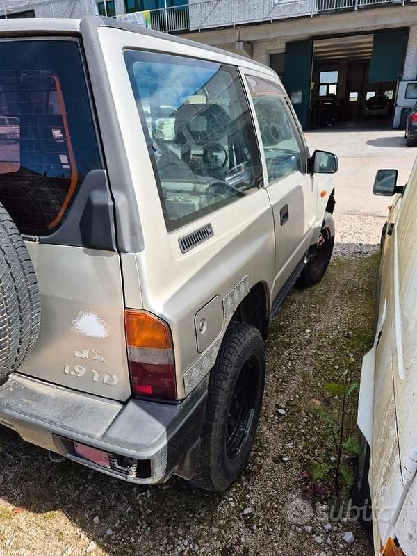 Usata Suzuki Vitara 2005 Grigio SUV