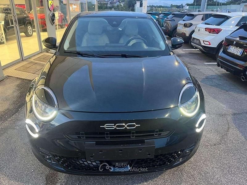 Usata Fiat 600 La Prima 101 CV (74 kW) 2025 Nero SUV
