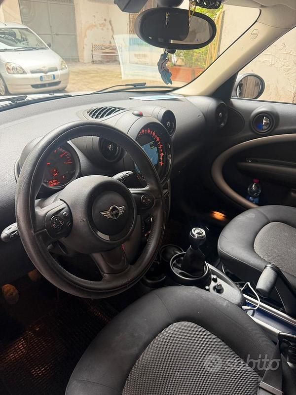 Usata Mini Countryman 111 CV (81 kW) 2016 Bianco SUV
