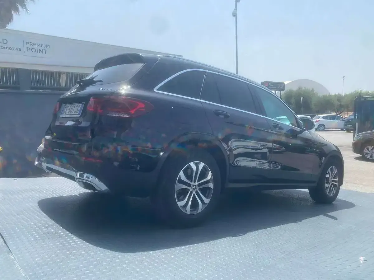 Usata Mercedes GLC200 Executive 163 CV (119 kW) 2021 Nero SUV