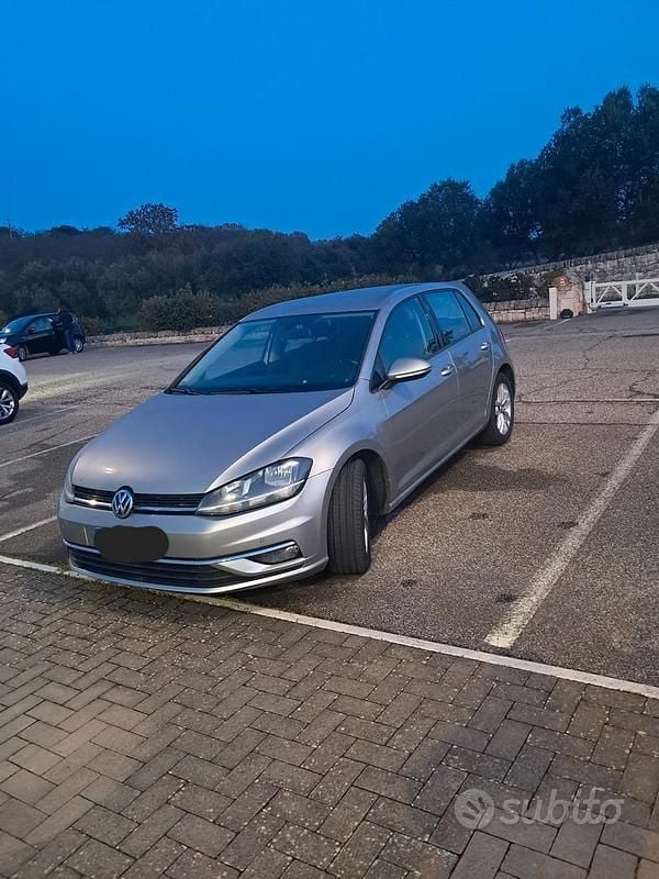 Usata VW Golf VII Executive 116 CV (85 kW) 2018 Grigio Berlina