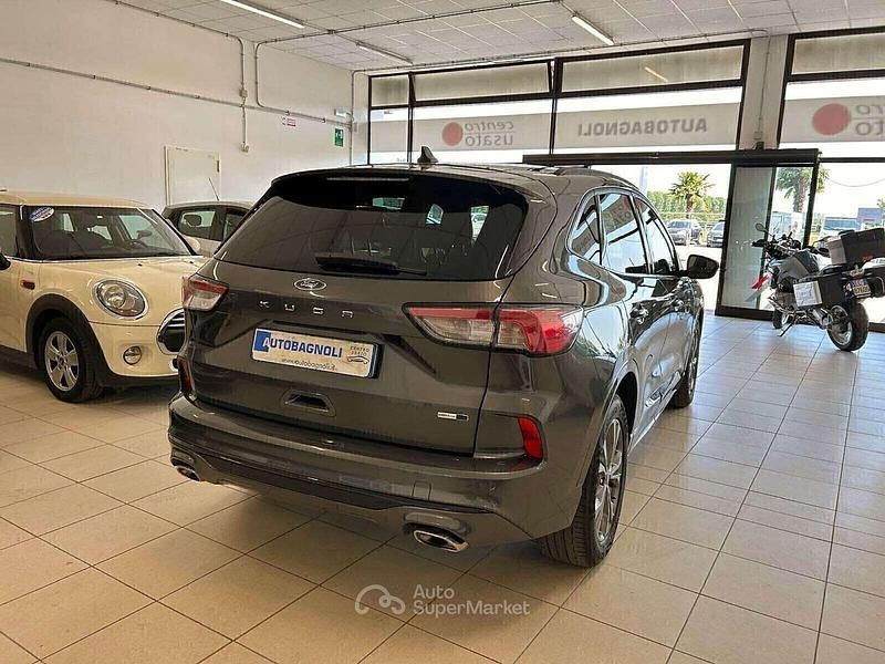 Usata Ford Kuga ST-Line 150 CV (110 kW) 2020 Grigio SUV
