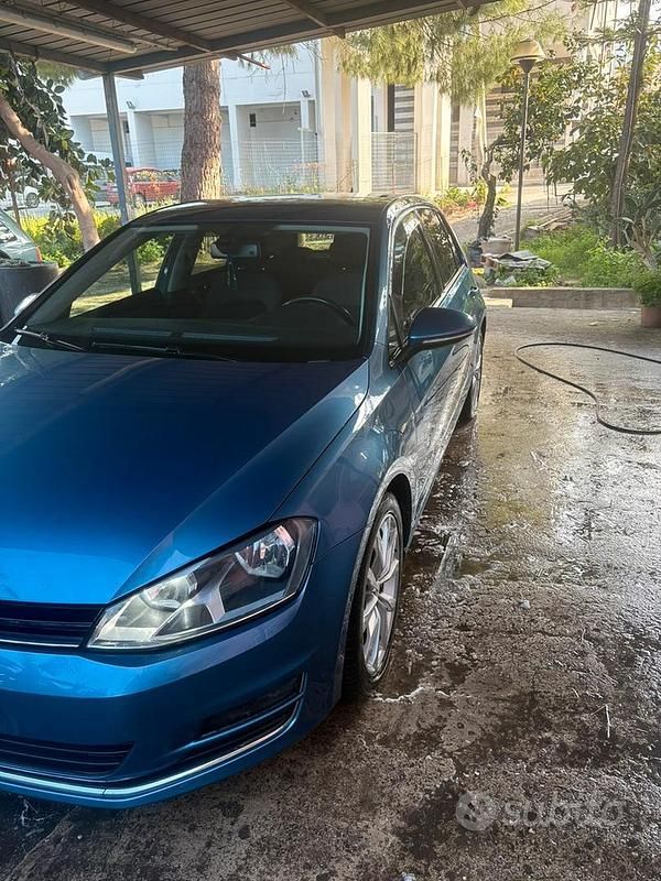 Usata VW Golf VII 105 CV (77 kW) 2012 Blu Berlina