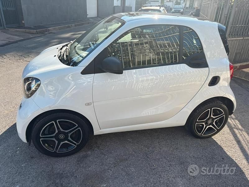 Usata Smart ForTwo Coupé 2016 Utilitaria