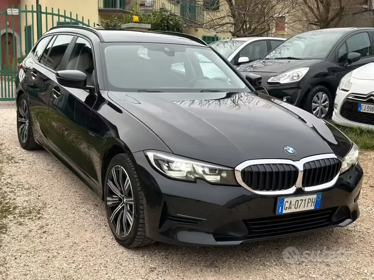 Usata BMW 320 Advantage 190 CV (139 kW) 2020 Nero Station wagon