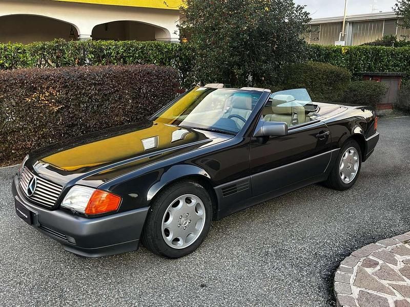 Usata Mercedes SL500 333 CV (244 kW) 1993 Nero Cabrio
