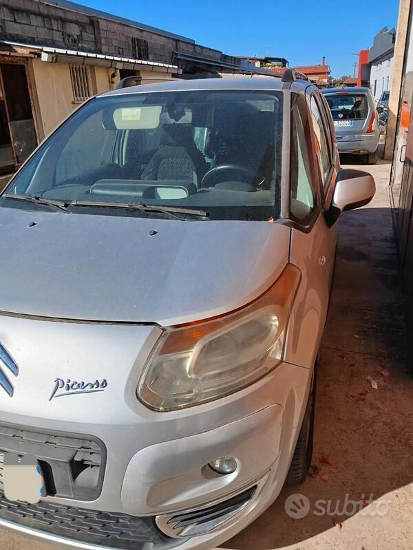 Usata 2008 Citroën C3 Picasso Monovolume | 1500 € - Immagine 1/4