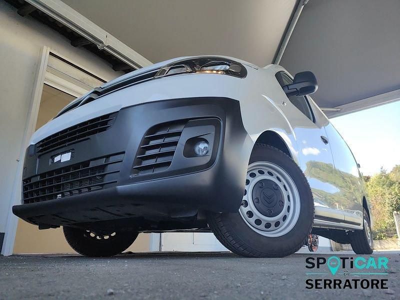 Usata Citroën Jumpy 144 CV (105 kW) 2023 Bianco Monovolume
