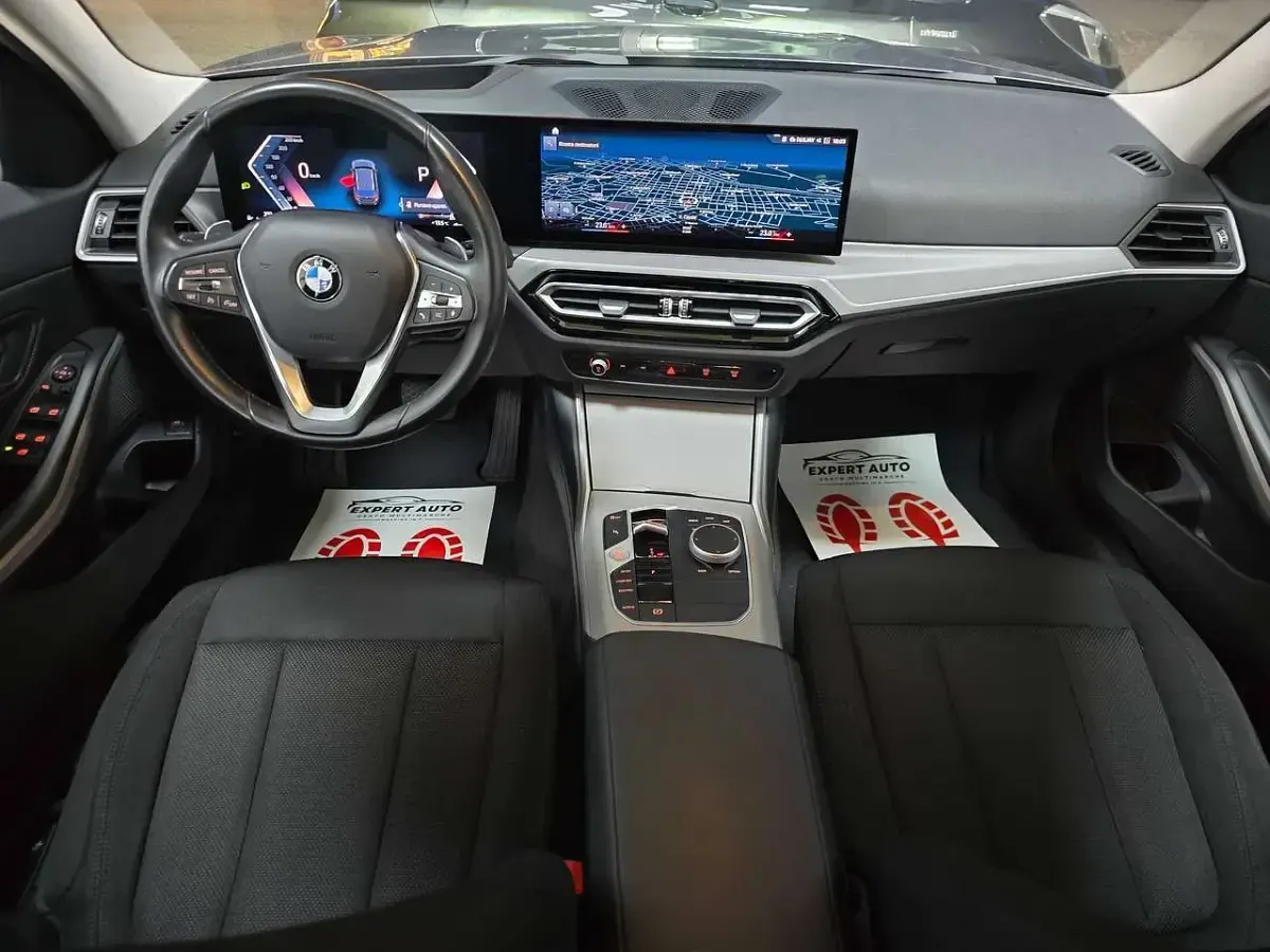 Usata BMW 318 150 CV (110 kW) 2023 Grigio Station wagon