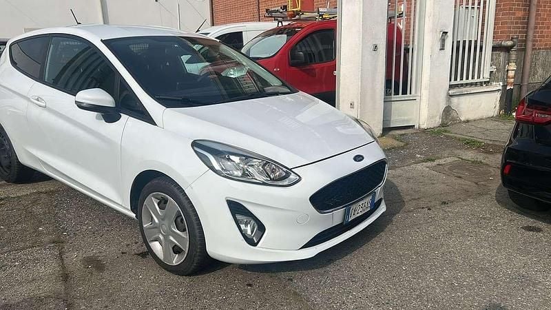 Usata Ford Fiesta Trend 86 CV (63 kW) 2019 Bianco Utilitaria