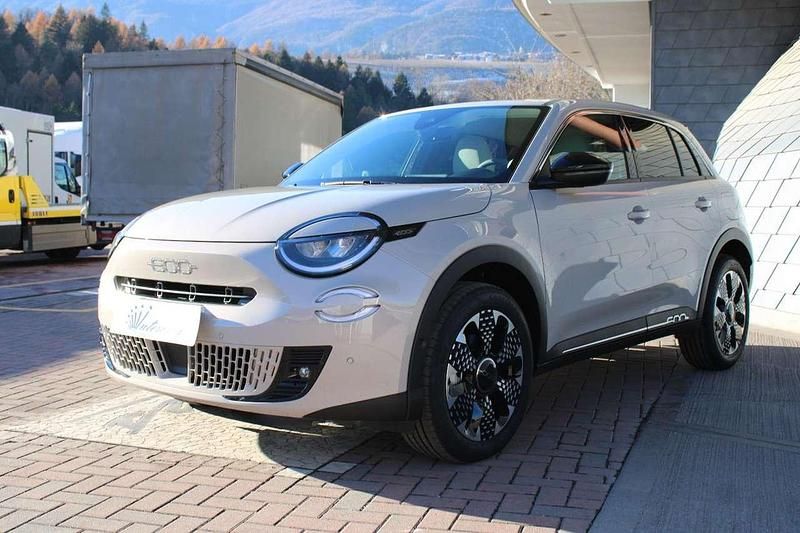 Nuova Fiat 600 La Prima 101 CV (74 kW) 2025 Beige SUV