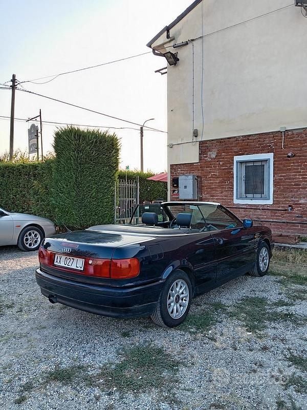 Usata Audi 80 116 CV (85 kW) 1996 Blu Cabrio