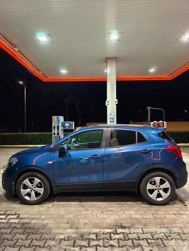 Usata Opel Mokka 140 CV (102 kW) 2015 Blu SUV