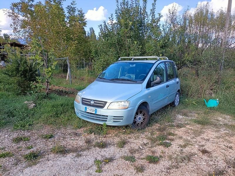 Usata Fiat Multipla 2005 Verde Monovolume