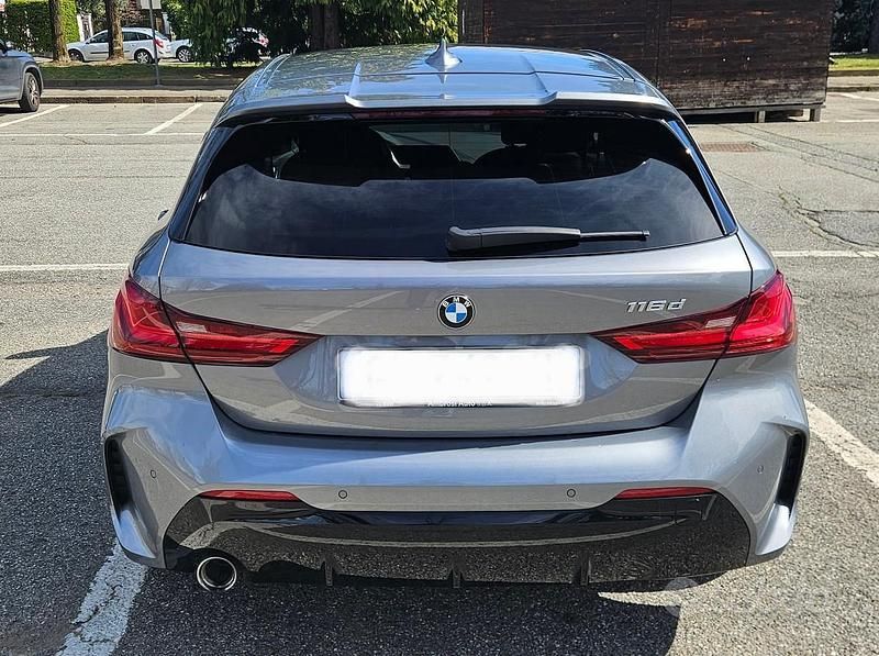 Usata BMW 116 M Sport 116 CV (85 kW) 2022 Grigio Utilitaria