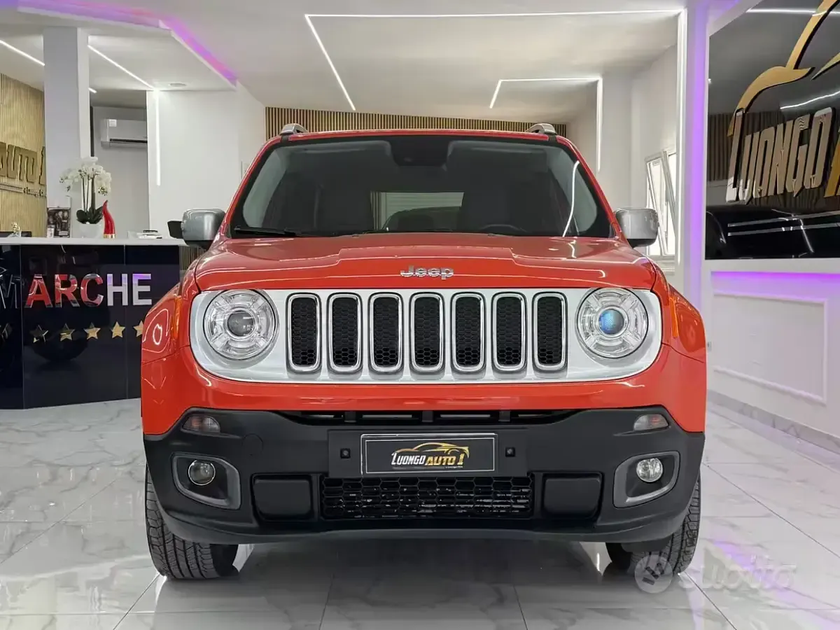 Usata Jeep Renegade Limited 140 CV (102 kW) 2014 Arancione SUV