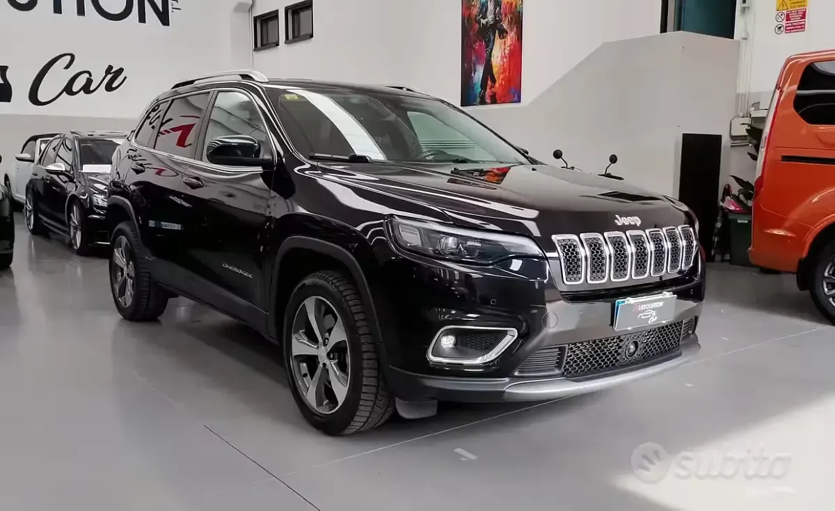 Occasion Jeep Cherokee Overland 194 ch (142 kW) 2019 Noir SUV