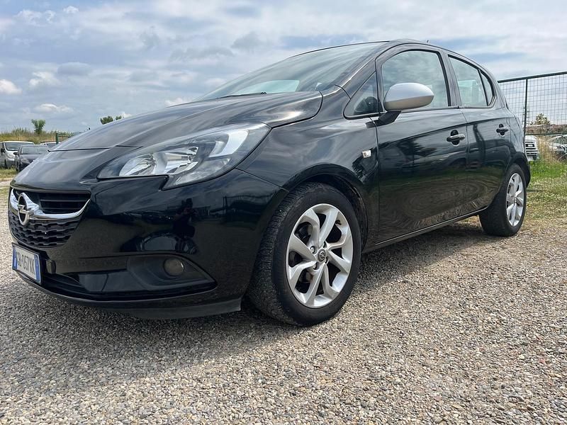 Usata Opel Corsa Edition 90 CV (66 kW) 2019 Nero Berlina