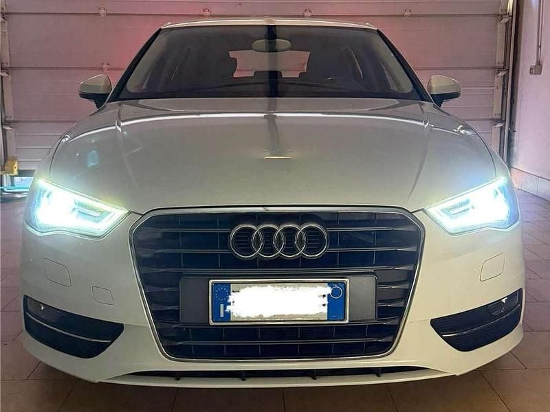 Usata Audi A3 Ambition 105 CV (77 kW) 2013 Bianco Berlina