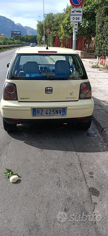Usata Seat Arosa 60 CV (44 kW) 2005 Giallo Utilitaria